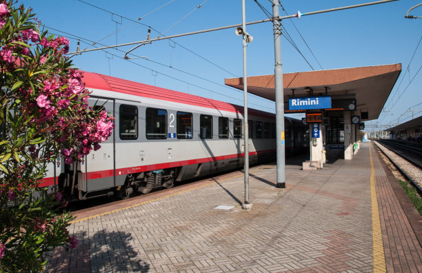 Kurztrip Rimini (Stadt), Adria, Italien, Im Sommer gibt es an den Wochenenden direkte Züge von Deutschland und