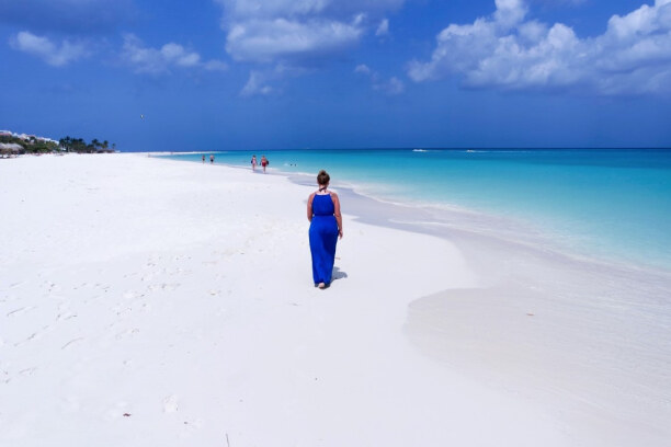 Eine Woche Aruba, Aruba, Der Eagle Beach wurde mehrfach zu einem der schönsten Strände der We