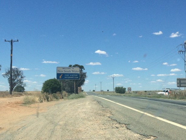 Langzeiturlaub Australien, Australien, Endlich die Grenze von NSW erreicht nach 3/4 Tagen Fahrt