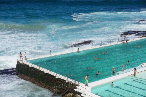 Eine Woche New South Wales, Australien, Bondi Beach ist der bekannteste Strand Sydneys, an den sehr viele Tour