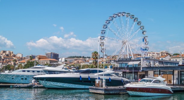 Langzeiturlaub Nizza (Stadt), Côte d'Azur, Frankreich, Der Yachthafen von Cannes befindet sich in unmittelbarer Nähe zum ber