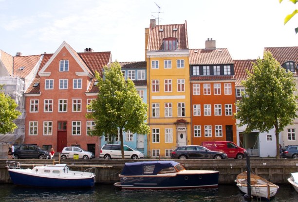 Kurzurlaub Kopenhagen, Dänemark, Das Stadtviertel Christianshavn wird vor allem durch das Kanalsystem a