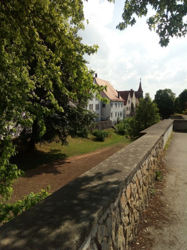Kurztrip Baden-Württemberg, Deutschland, Alte Stadtmauer, sprich Befestigung aus dem Mittelalter
