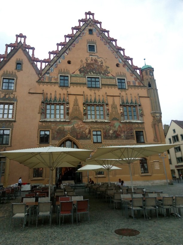 Kurzurlaub Baden-Württemberg, Deutschland, Das alte Rathaus in Ulm