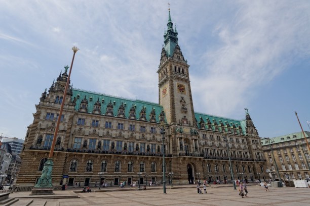 Kurztrip Hamburg, Deutschland, Im prachtvollen Rathaus sitzen das Parlament und die Landesregierung d