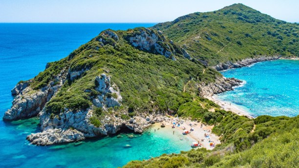 10 Tage Korfu, Griechenland, Die Zwillingsbucht Porto Timoni ist den Weg wert, denn hier kommt man 