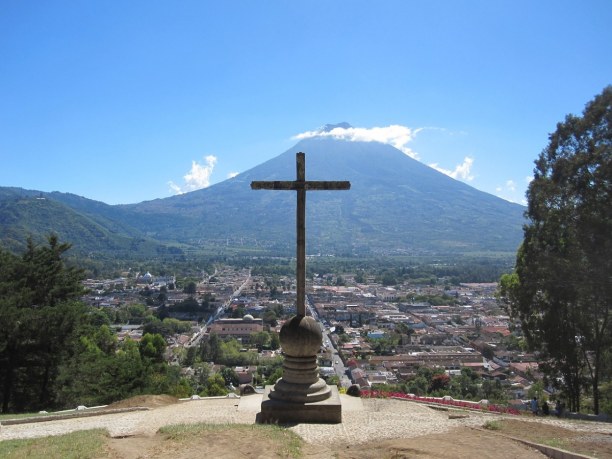 Langzeiturlaub Guatemala, Guatemala, Blick vom Cerro de la Cruz auf Antigua 