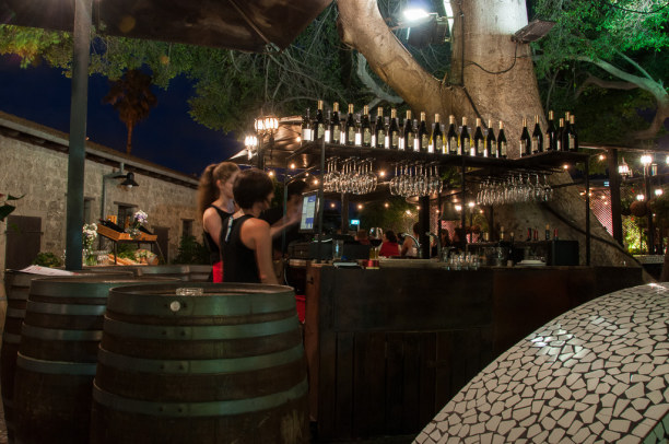 Kurztrip Tel Aviv & Umgebung, Israel, Herrlich! Im Hatachana Compound gibt's einige Bars unter freiem Himmel