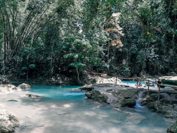 10 Tage Jamaika, Jamaika, Wasserfälle und -löcher gibt es auf Jamaika ganz viele, mir persönl