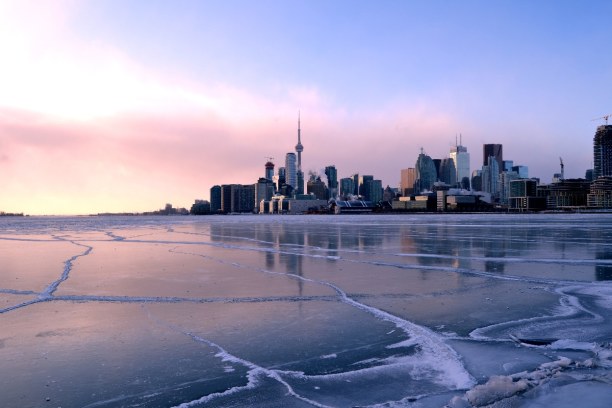 10 Tage Quebec, Kanada, Skyline von Toronto bei Sonnenuntergang :)