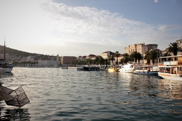 10 Tage Adriatische Küste, Kroatien, Ein letzter Blick auf den Hafen, bevor es auf die Fähre ging. Wir war