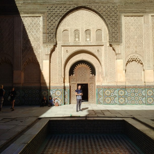 Kurzurlaub Marrakesch (Stadt), Landesinnere, Marokko, Die älteste Kroanschule ist ein fanzinierender Ort und die Muster und
