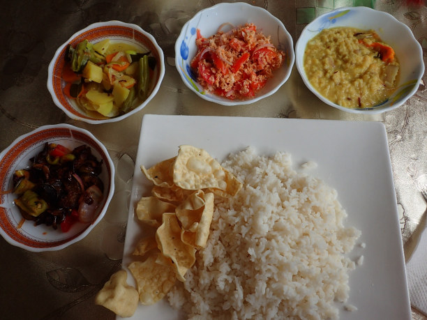 Langzeiturlaub Nepal, Nepal, Und wenn wir an Sri Lanka denken: -> denken wir nur ans Essen :)
