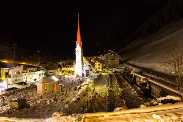 Kurzurlaub Nordtirol, Österreich, Gute Nacht aus Lanersbach! Nach einem köstlichen Tiroler Abendessen g