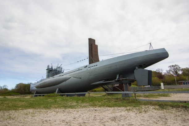 Kurztrip Laboe (Stadt), Ostseeküste, Deutschland, Das U-Boot U-995 am Strand von Laboe kann besichtigt werden - im Inner