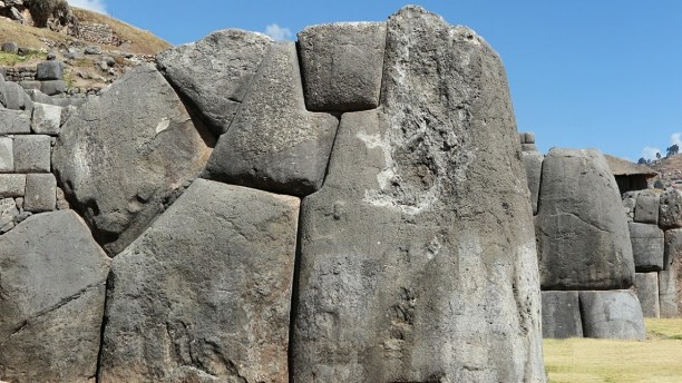 10 Tage Cusco (Stadt), Peru, Peru, Die riesige Festung Saqsayhuaman mit den beeindrucken Steinblöcken wu