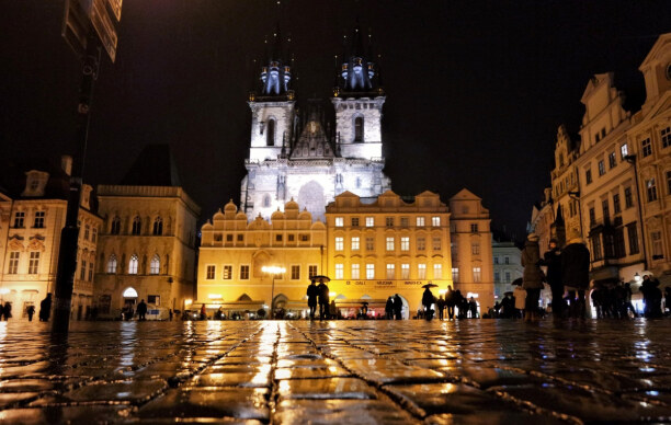 Kurztrip Prag (Stadt), Prag und Umgebung, Tschechische Republik, Bei Nacht strahlt die ganze Stadt eine mystische Stimmung aus