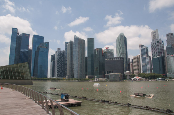 Kurzurlaub Singapur (Stadt), Singapur, Singapur, Einen freien Blick auf die Wolkenkratzer hat man von der Marina Bay.
