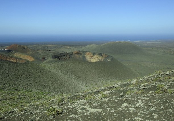 1 Woche Lanzarote, Spanien, Wusstest du, dass fast drei Viertel der Insel mit Lava bedeckt ist?