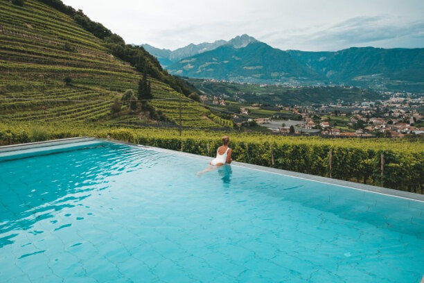 Kurzurlaub Meran (Stadt), Trentino-Südtirol, Italien, Das Schloss Plars hat nicht nur ein eigenes Weinanbaugebiet, sondern a