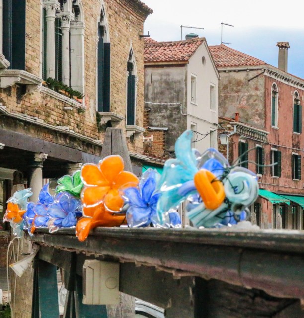 Kurztrip Venedig (Stadt), Venetien, Italien, Auf Murano, der Insel direkt gegenüber von Venedig, nimmt bunte Glask