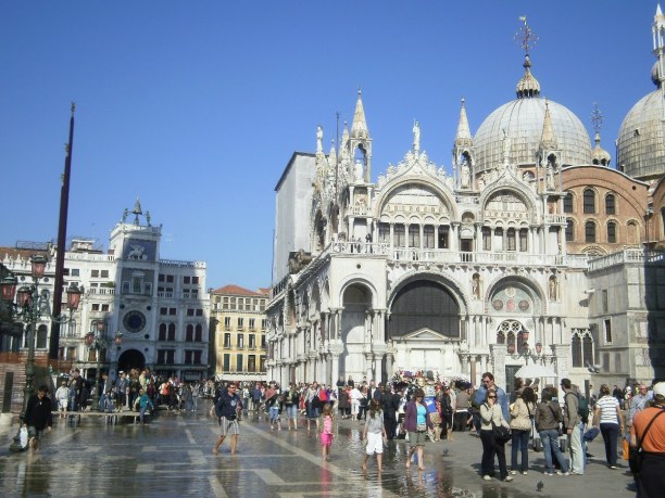 Kurzurlaub Venedig (Stadt), Venetien, Italien, Der Markusdom ist die wichtigste Kirche in Venedig. Bei einer Besichti